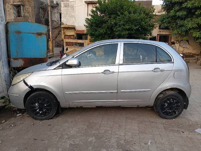 https://images10.gaadi.com/usedgaadi-sellcar/UsedCar/add732d0-2127-43b5-b24f-2a259cae67ef/e344a3b0-4a61-41be-976a-7e78d4a7db97.jpg?imwidth=6402