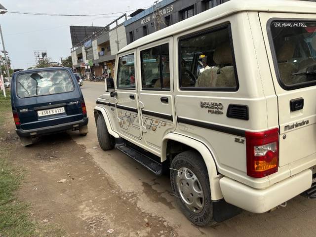 https://images10.gaadi.com/usedgaadi-sellcar/UsedCar/adee4c12-69a4-4034-9eda-cef7cd29b10c/255b371c-0c12-4afb-a390-59675008c526.jpeg?imwidth=6401