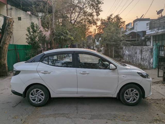 https://images10.gaadi.com/usedgaadi-sellcar/UsedCar/adfb7581-2e75-44cb-8f81-466974cd3e97/72b27a66-db8e-4e90-8612-7519caa9510a.jpg?imwidth=6401