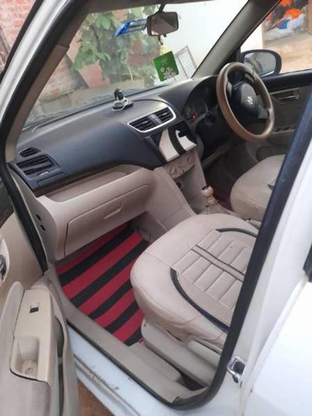 https://images10.gaadi.com/usedgaadi-sellcar/UsedCar/ae1727f6-0809-4022-aa9c-d2f3021a8b92/8f55d656-7997-41bb-8a9d-b2d21f59e0f7.jpg?imwidth=6401