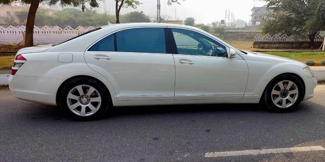 https://images10.gaadi.com/usedgaadi-sellcar/UsedCar/ae68dcf2-2bd0-4f84-9413-b527a8e6a8f9/69f55c09-ee74-43aa-8393-4dc9314853cb.jpg?imwidth=6401
