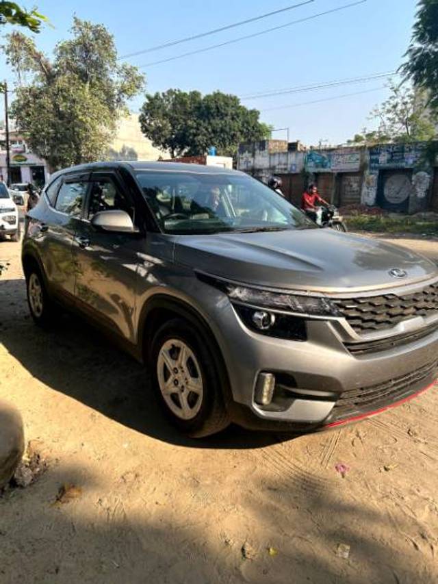 https://images10.gaadi.com/usedgaadi-sellcar/UsedCar/aeaa7a84-c1cf-449d-b15a-16766dc4197f/d8bc2281-5b10-4e38-8ad1-06b6e15d18b2.jpg?imwidth=6400