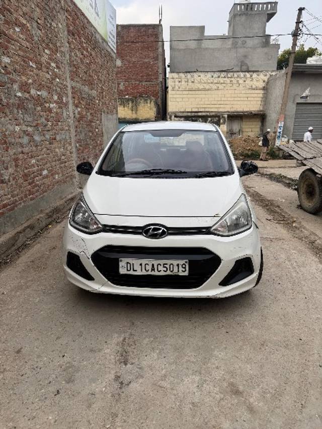 https://images10.gaadi.com/usedgaadi-sellcar/UsedCar/af8c16dc-b065-4006-9717-4255d9efb567/4abf49b2-4ed2-4950-b3d9-bad0d559f996.jpeg?imwidth=6400