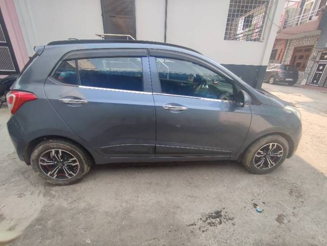 https://images10.gaadi.com/usedgaadi-sellcar/UsedCar/afd158a1-bc12-4c06-b1dc-b87ba42749c1/0be33d27-a52b-463b-a478-5739d28e21c1.jpg?imwidth=6400