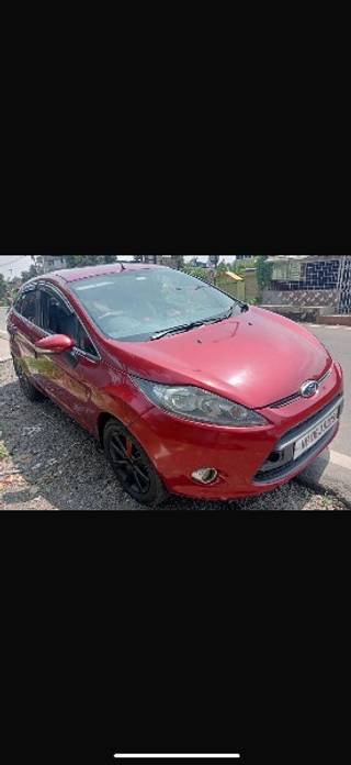 Ford Fiesta 2011-2013 Ford Fiesta Diesel Titanium Plus