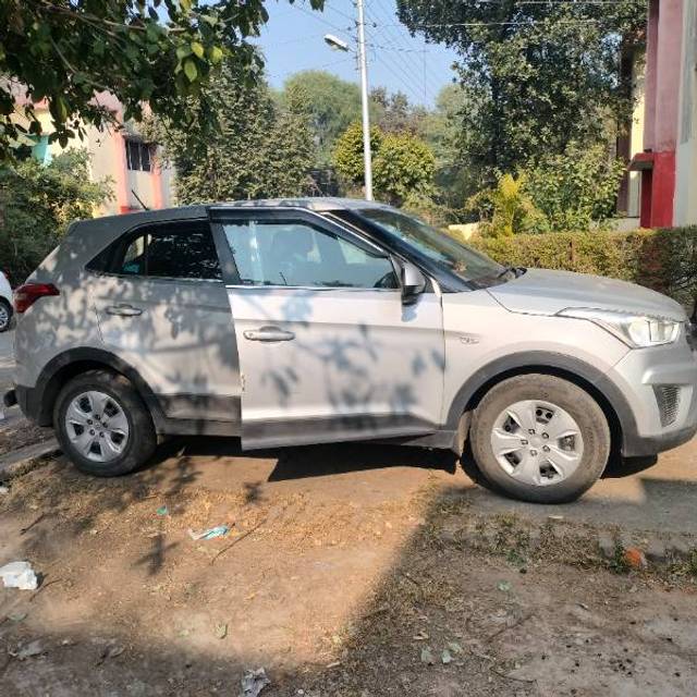 https://images10.gaadi.com/usedgaadi-sellcar/UsedCar/b01cc00e-a2a7-4bf6-9d20-d73c8af242d2/eb58242f-1ef0-4c72-9ff3-3fbf8311bffa.jpg?imwidth=6400