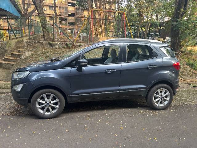 https://images10.gaadi.com/usedgaadi-sellcar/UsedCar/b025cba5-fff9-4ef3-9652-b5616bf78823/225586c8-7512-4481-9b7c-997caf5f6ae9.jpg?imwidth=6401