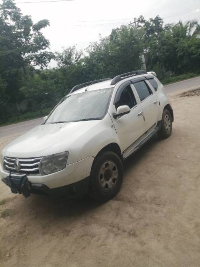 https://images10.gaadi.com/usedgaadi-sellcar/UsedCar/b031da13-9fd0-4742-9090-e679a27f643a/bfc0ea60-584c-49cc-8f80-b47fb48b809a.jpg?imwidth=6400