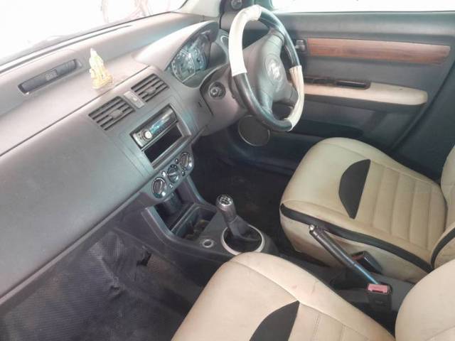 https://images10.gaadi.com/usedgaadi-sellcar/UsedCar/b0779f23-1350-49a3-9b0b-c8fe7d7027f4/0adcef44-4fd9-4c8e-8b13-c4b102077d67.jpg?imwidth=6402