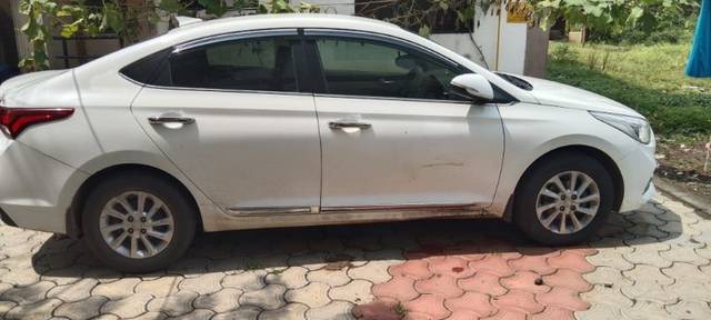 https://images10.gaadi.com/usedgaadi-sellcar/UsedCar/b08d413e-aab4-423e-8315-c5ddfe0a7f14/f8540e97-7476-4e13-b073-215bbaf4cf3a.jpg?imwidth=6401