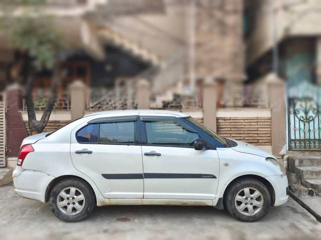 https://images10.gaadi.com/usedgaadi-sellcar/UsedCar/b0ad4cf1-f190-498d-84d3-ed94041bfde1/52fe6331-7b34-4640-ab26-166542e3a23f.jpg?imwidth=6400