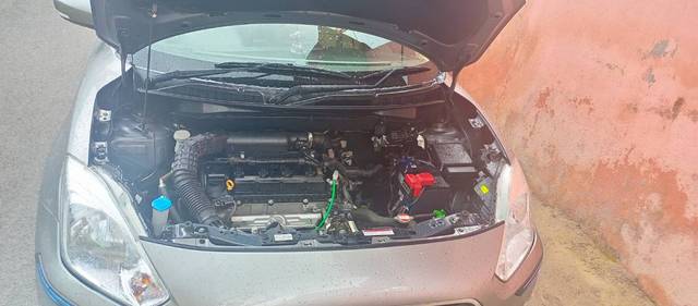 https://images10.gaadi.com/usedgaadi-sellcar/UsedCar/b1013923-c95d-4ebf-9ed8-7b2b99573125/3f2e042a-aa18-43c0-8fe3-6beab9ee514e.jpg?imwidth=6402