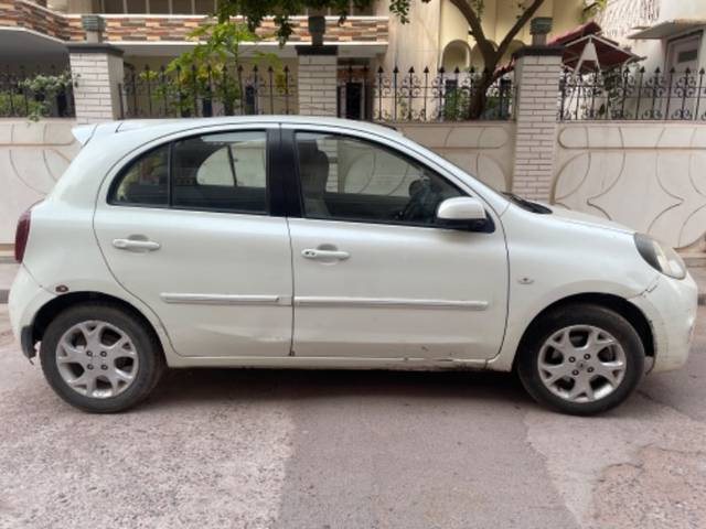 https://images10.gaadi.com/usedgaadi-sellcar/UsedCar/b1541c56-be89-4fce-a8ad-cbd845b1dd10/3e247651-e9dd-4677-a733-6bf6c6857fed.jpg?imwidth=6401
