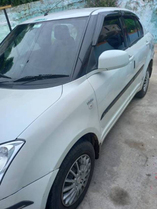 https://images10.gaadi.com/usedgaadi-sellcar/UsedCar/b1596b94-674d-4214-830e-afcca5591cb9/32794d4d-a026-46c2-8567-5cc3858919cf.jpg?imwidth=6402