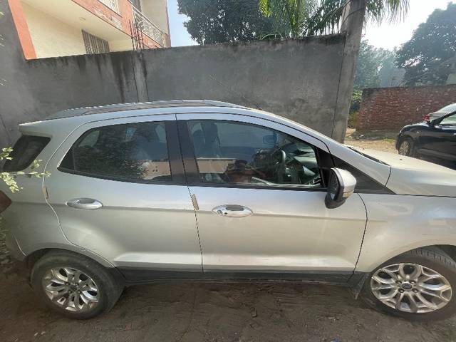 https://images10.gaadi.com/usedgaadi-sellcar/UsedCar/b17935a4-cc32-4358-89ef-75c4aa8a8e0e/c831349c-5b1c-4493-b04a-949440cf68de.jpeg?imwidth=6400