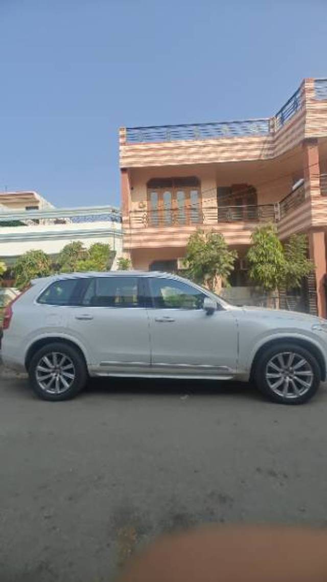 https://images10.gaadi.com/usedgaadi-sellcar/UsedCar/b1a0f060-275f-466d-b7db-654b955818d6/203ded6c-ab80-49f3-86b9-b59441a4ca56.jpg?imwidth=6402