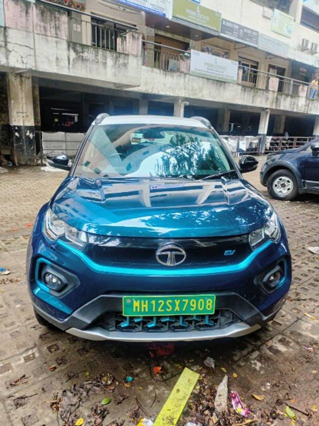 https://images10.gaadi.com/usedgaadi-sellcar/UsedCar/b1b705c0-6b7e-4cb7-9bcc-96feba79f631/9a162cf6-b5f2-46d5-b0a2-00e4b03ac8fb.jpg?imwidth=6400