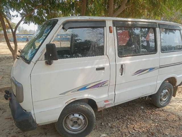 https://images10.gaadi.com/usedgaadi-sellcar/UsedCar/b200e52a-0a42-4dad-924c-d28640346206/609e4ed4-0519-4173-bfbd-8000b3766287.jpg?imwidth=6400