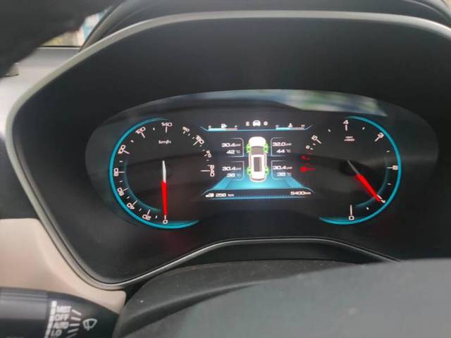 https://images10.gaadi.com/usedgaadi-sellcar/UsedCar/b20404c3-9389-403f-b43c-8b17a585009d/5d231451-f4b1-40ac-9892-52f3aa55af64.jpg?imwidth=6402