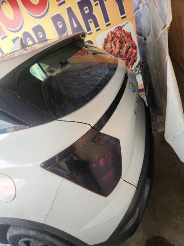 https://images10.gaadi.com/usedgaadi-sellcar/UsedCar/b21c68c8-c9ca-4240-98b0-09e50dd350f5/9eb1ca9a-903d-4068-abf3-4f5350f84db8.jpg?imwidth=6402