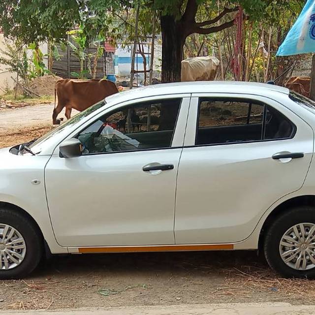 https://images10.gaadi.com/usedgaadi-sellcar/UsedCar/b2518df3-d862-41ad-b599-79e4e43d331d/34d9514c-62cd-45e7-be9a-d4a7a4440fb8.jpg?imwidth=6400