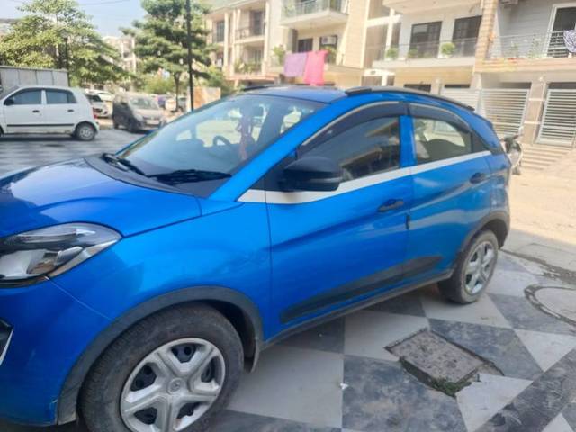 https://images10.gaadi.com/usedgaadi-sellcar/UsedCar/b26baec5-0b7c-4cc2-8653-c0814c902651/1eca6709-67a6-456c-82c3-cc53eb4edc22.jpeg?imwidth=6400