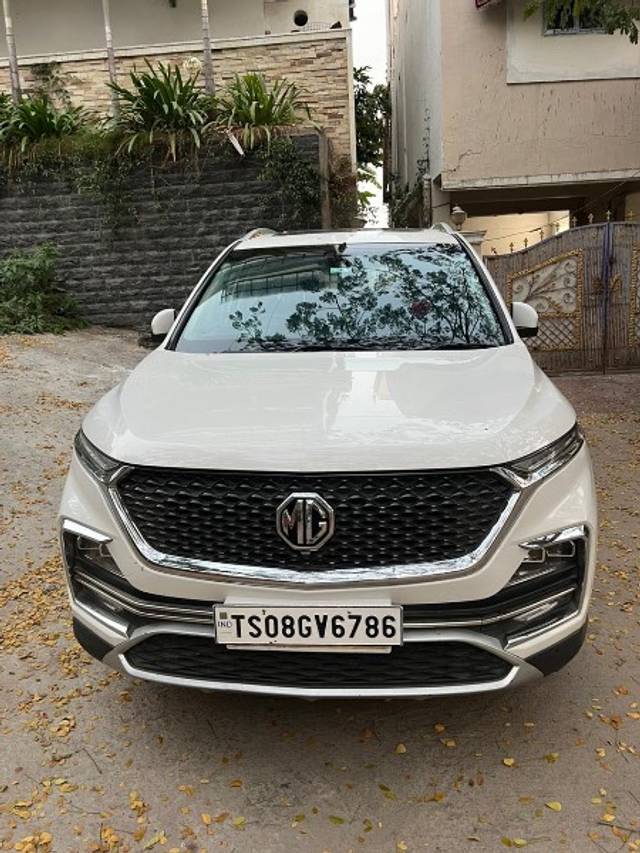 https://images10.gaadi.com/usedgaadi-sellcar/UsedCar/b28e9dff-3c83-48e5-9ab6-181a6e6ce572/8d4d1a59-1c52-4a5e-8f0a-8ad2f4eba6b0.jpg?imwidth=6400