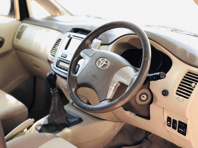 https://images10.gaadi.com/usedgaadi-sellcar/UsedCar/b2e45bc4-5610-4b39-b735-62363afeec44/5c39994a-a407-402a-b882-a9556b35814f.jpg?imwidth=6401