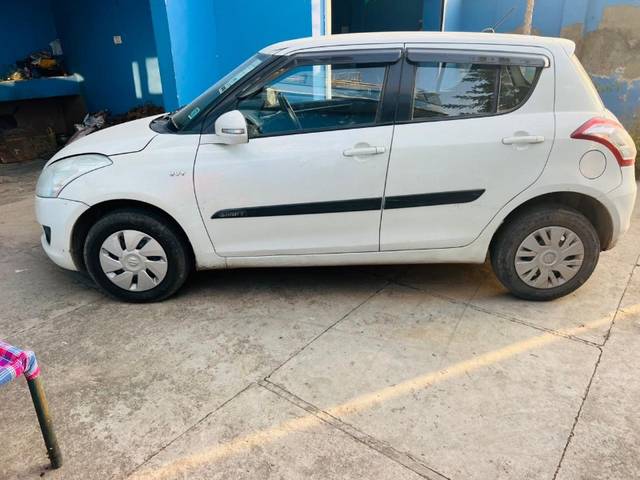 https://images10.gaadi.com/usedgaadi-sellcar/UsedCar/b2fd0e37-aa86-4f74-8a4b-ac74de7c27d4/f8c05775-5e6d-4bb3-a3b1-47cf43166f8d.jpeg?imwidth=6402