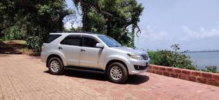 Toyota Fortuner 2011-2016 Toyota Fortuner 4x2 AT