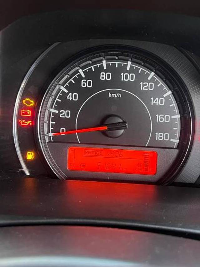 https://images10.gaadi.com/usedgaadi-sellcar/UsedCar/b37fb8b1-13ab-45ec-9bf7-78d52410bbb8/98f14431-8c34-40bb-be28-d41d4f970cf5.jpg?imwidth=6401
