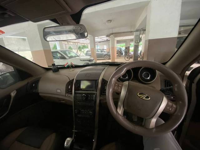 https://images10.gaadi.com/usedgaadi-sellcar/UsedCar/b394be51-c8df-479e-8384-6f99e6124801/b2f4979f-1353-4dfd-b23a-82025086e9cc.jpg?imwidth=6402