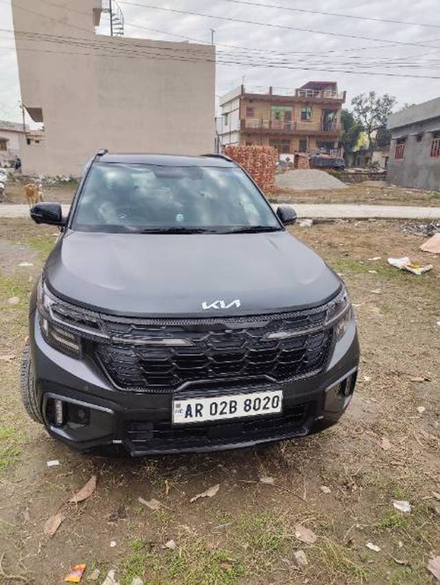 https://images10.gaadi.com/usedgaadi-sellcar/UsedCar/b3a97432-2dbd-4999-abbb-0742918b28a6/93786b3d-ae96-4b56-8444-03a68b63375c.jpg?imwidth=6400