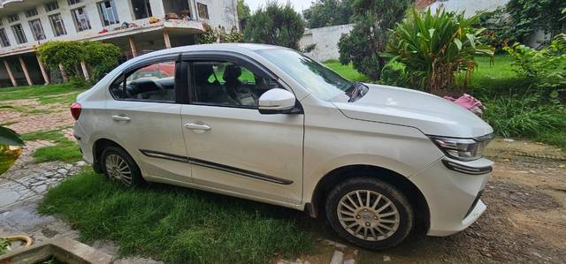 https://images10.gaadi.com/usedgaadi-sellcar/UsedCar/b417d32d-d3e5-4f0b-b38f-e79db209ab5a/e02df999-816d-4df6-a0bd-5abb80df126c.jpg?imwidth=6400