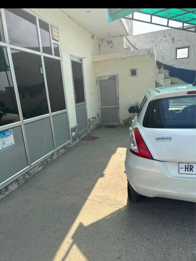 https://images10.gaadi.com/usedgaadi-sellcar/UsedCar/b49c131e-3424-41c8-8953-b5fea7aecd36/c804ef9e-b944-491f-bc02-725421f86a23.jpeg?imwidth=6402