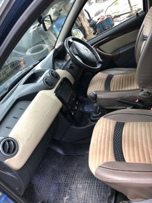 https://images10.gaadi.com/usedgaadi-sellcar/UsedCar/b4fab206-da38-4a1f-9626-155babf5652c/2d9bfaa8-19c0-47dd-a137-151266d4bc64.jpeg?imwidth=6402