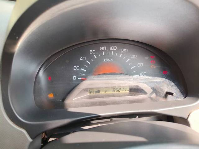 https://images10.gaadi.com/usedgaadi-sellcar/UsedCar/b5111be8-3c1e-4f3f-b45c-fe3cd32e57f8/88dc0f6b-ade9-4ee8-ab67-5d139da2d369.jpg?imwidth=6401