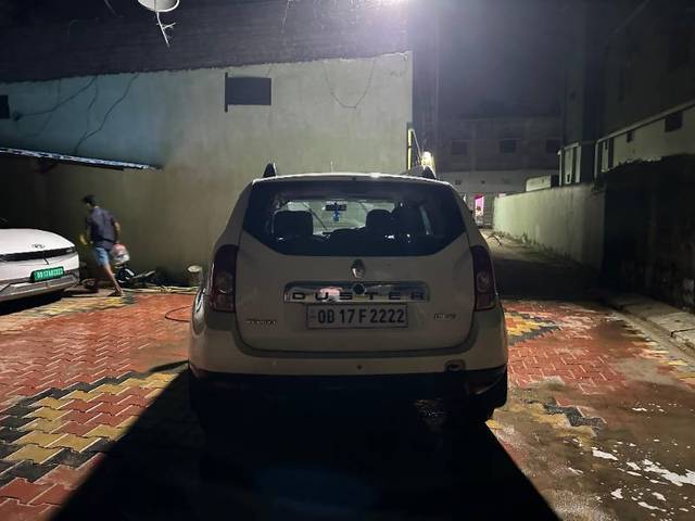 https://images10.gaadi.com/usedgaadi-sellcar/UsedCar/b548f648-4d22-401f-a4cf-113ed61ada9a/e571cdd9-af00-4cf6-b34d-a3eaa5868cfd.jpg?imwidth=6400