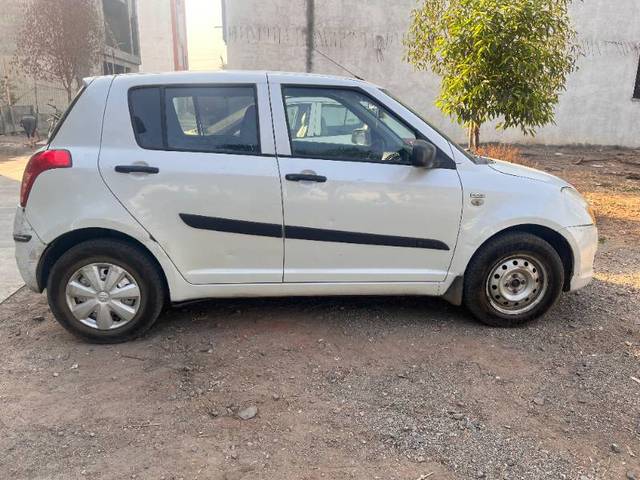 https://images10.gaadi.com/usedgaadi-sellcar/UsedCar/b54b8e3c-b822-4efe-b4e7-adcb6bb2cb3f/981e2b37-be2b-47bc-9cd5-fb3032a433b9.jfif?imwidth=6401