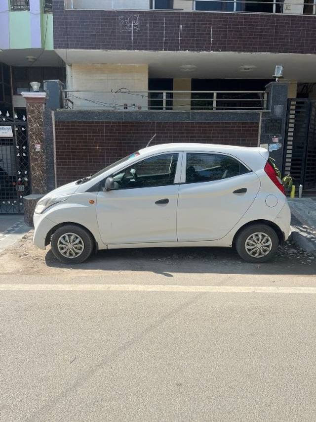 https://images10.gaadi.com/usedgaadi-sellcar/UsedCar/b5b082d0-0d2c-4551-901d-ea1fd6121004/e0d6b629-4b55-43e6-827b-50b89da37b50.jpg?imwidth=6400