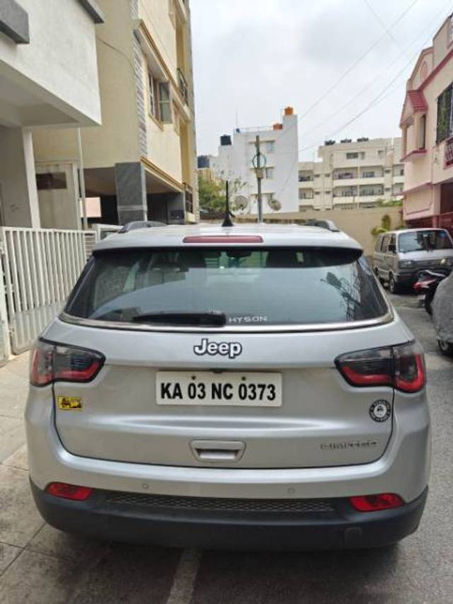 https://images10.gaadi.com/usedgaadi-sellcar/UsedCar/b5de3062-04f2-49fe-bc50-e66f13e62116/f8cb11d5-9bea-46f9-a425-a4f632e7ab64.jpeg?imwidth=6401