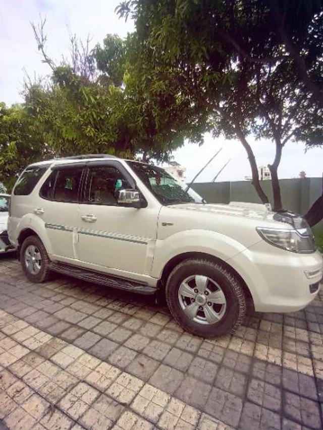 Second-hand 2017 Tata Safari Storme VX Varicor 400 for sale in Varanasi-2