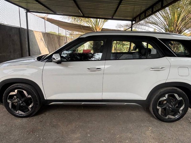 Hyundai Alcazar Platinum 7-Seater Second-hand 2021 Hyundai Alcazar Platinum 7-Seater for sale in Akluj-1