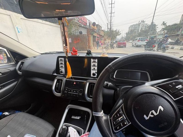 Second-hand 2023 Kia Sonet HTK Plus Diesel iMT BSVI for sale in Kamrup-8