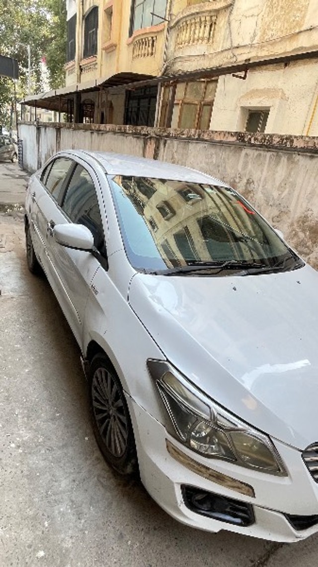Second-hand 2015 Maruti Suzuki Ciaz VDi Plus SHVS for sale in Ahmedabad-7