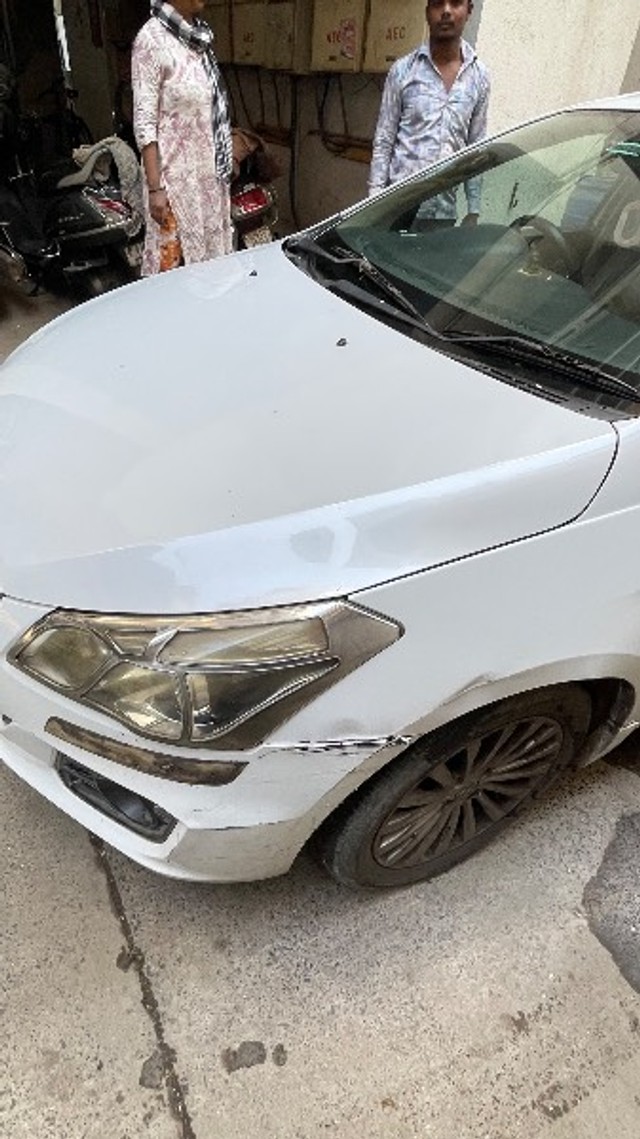 Second-hand 2015 Maruti Suzuki Ciaz VDi Plus SHVS for sale in Ahmedabad-8