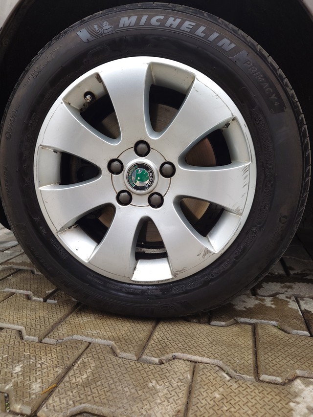 Second-hand 2011 Skoda Superb 1.8 TSI MT for sale in Chandigarh-6