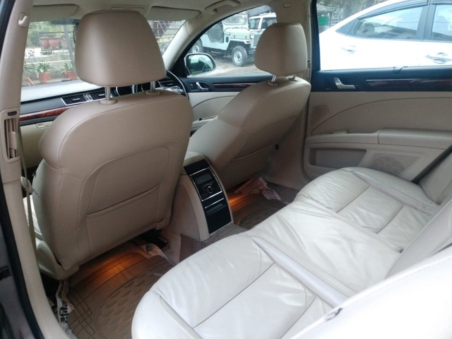 Second-hand 2011 Skoda Superb 1.8 TSI MT for sale in Chandigarh-12