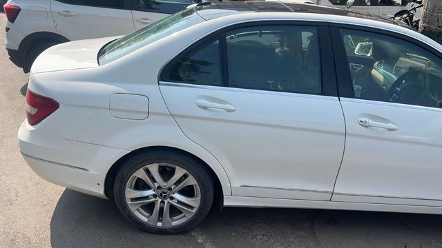 Second-hand 2013 Mercedes-Benz C-Class C 220CDIBE Avantgarde Command for sale in Ahmedabad-1