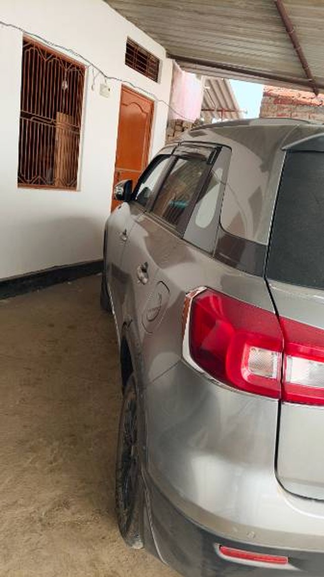 Second-hand 2022 Maruti Vitara Brezza ZXI for sale in Varanasi-1
